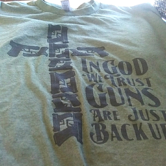 Adesivo In Vinile "In God We Trust The Guns Are Just Backup" – Decalcomania Impermeabile Per Auto, Camion, Laptop, Bottiglie E Molto Altro - 4